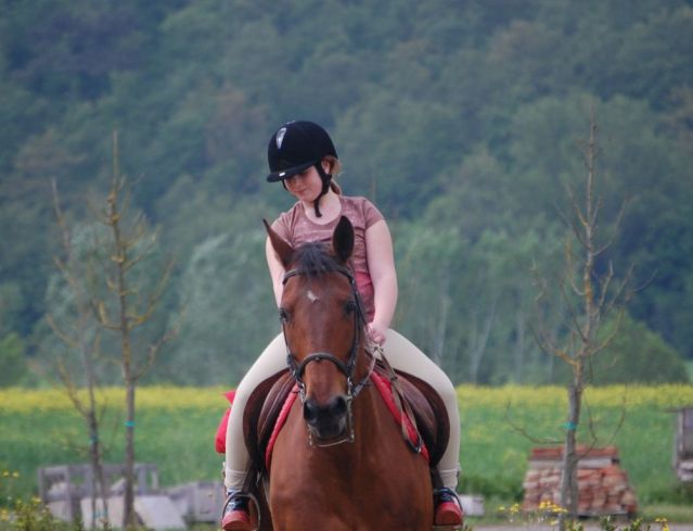 Bianca a cavallo su Zirca